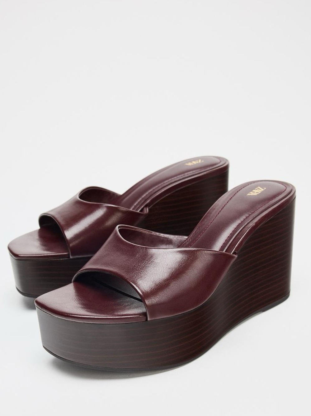 Zara Wedge Slides Sandals with crackle effect in Burgundy 9 (40) new